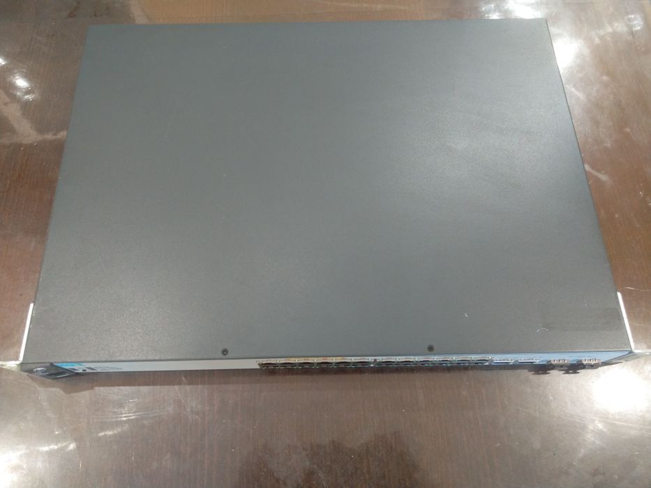HP Aruba 2530-24-PoE+ Switch (J9779A) суич интернет рутер