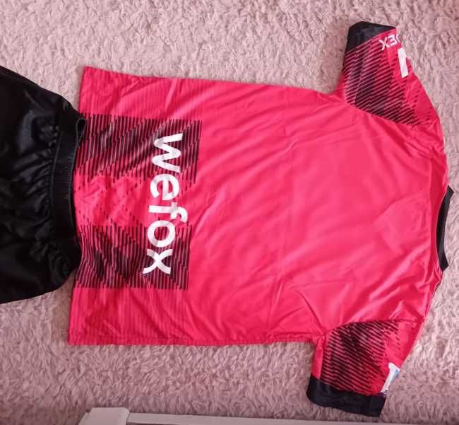 Чисто нов оригинален екип на Милан