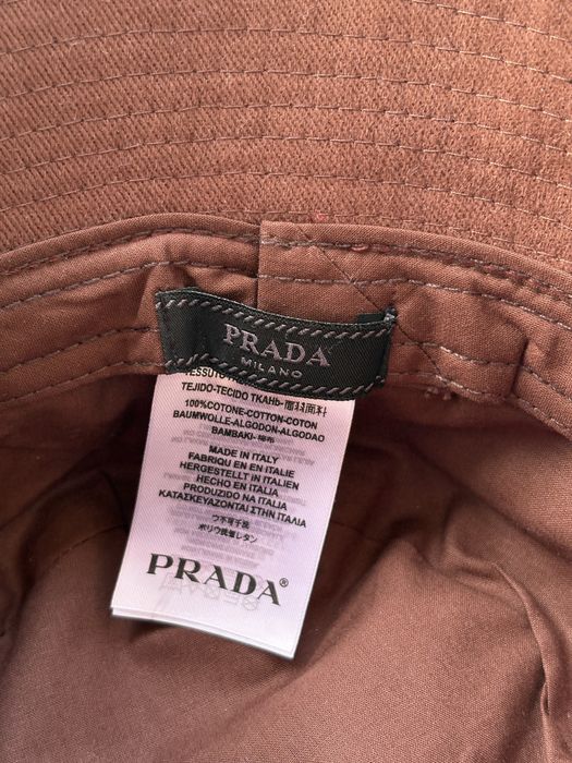 Palarie maro Prada