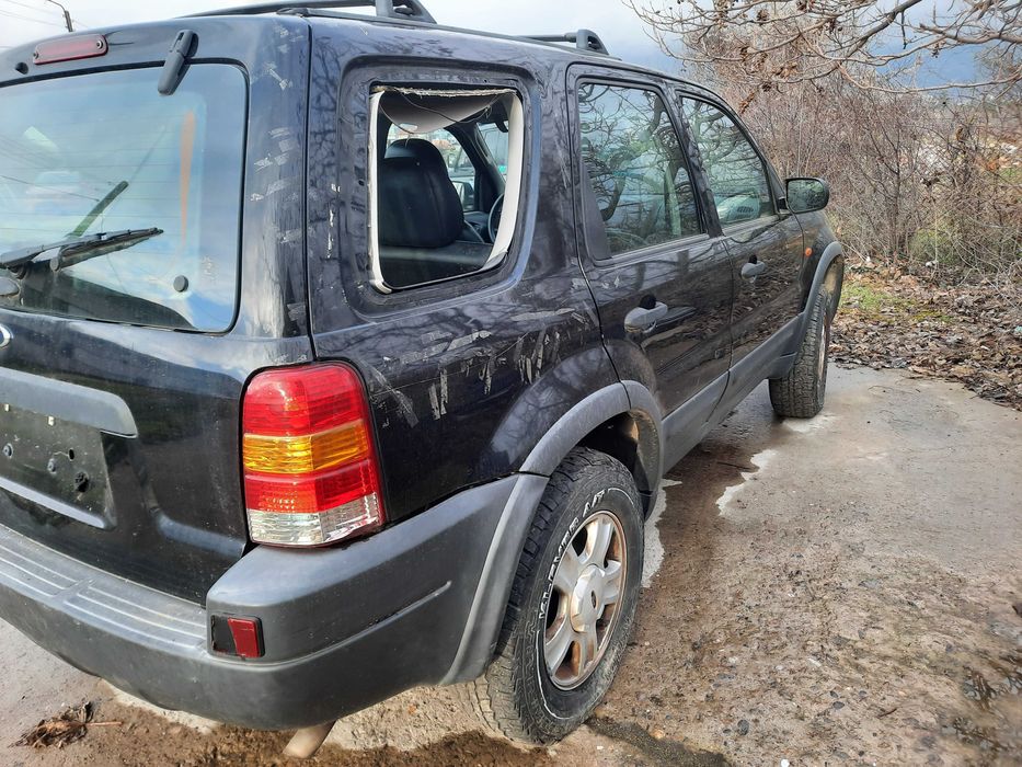 Ford Maverick 2.0i на части