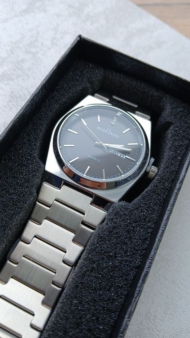 Универсальные часы Silver Black