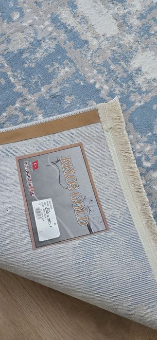 Продается ковер 200×300