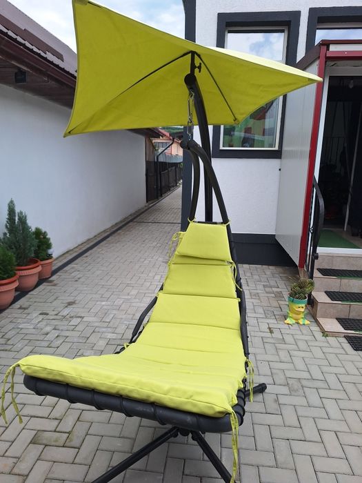 Fotoliu suspendat.   100 euro. Bacau