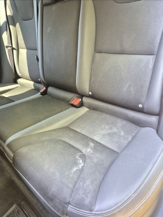 Detailing auto interior/ curatare canapele