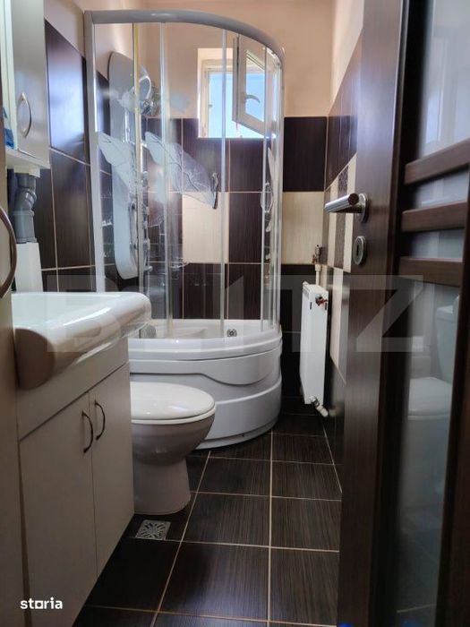 Apartament de vanzare, cu 3 camere, Nufarul