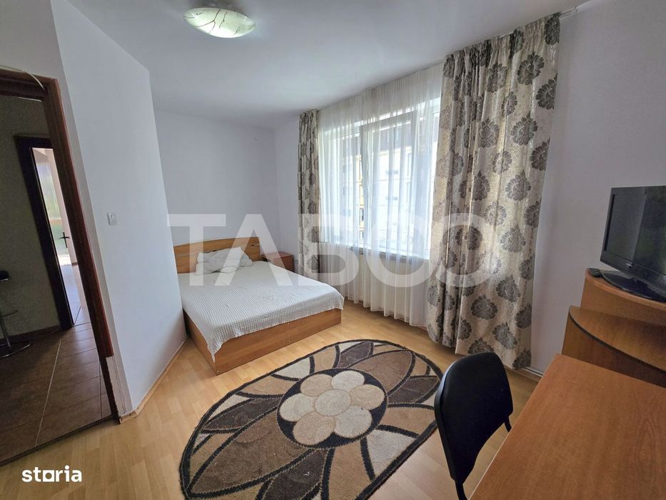 Apartament 2 camere de vanzare decomandat 52 mpu etaj 3 Terezian Sibiu — fotografia 3