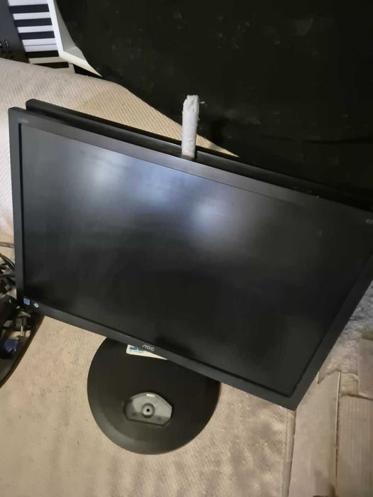 2 x Monitoare AOC 24"  16:10  1920x1080p