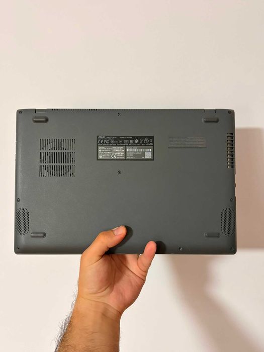 Laptop Asus Vivobook 14 - AMD Ryzen 5500