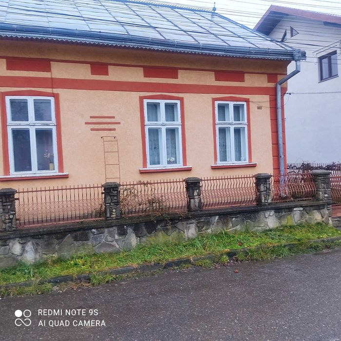 Casă de vânzare, 600mp teren Radauti, Suceava