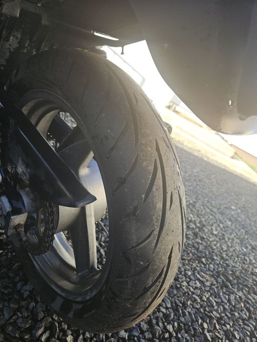 Vand kawasaki er 5 2001 se conduce si cu A2