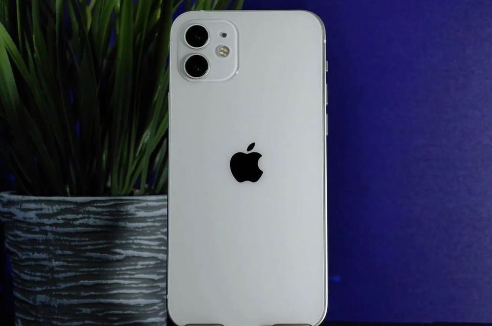 iPhone 12, 128 ГБ, SIM + eSIM