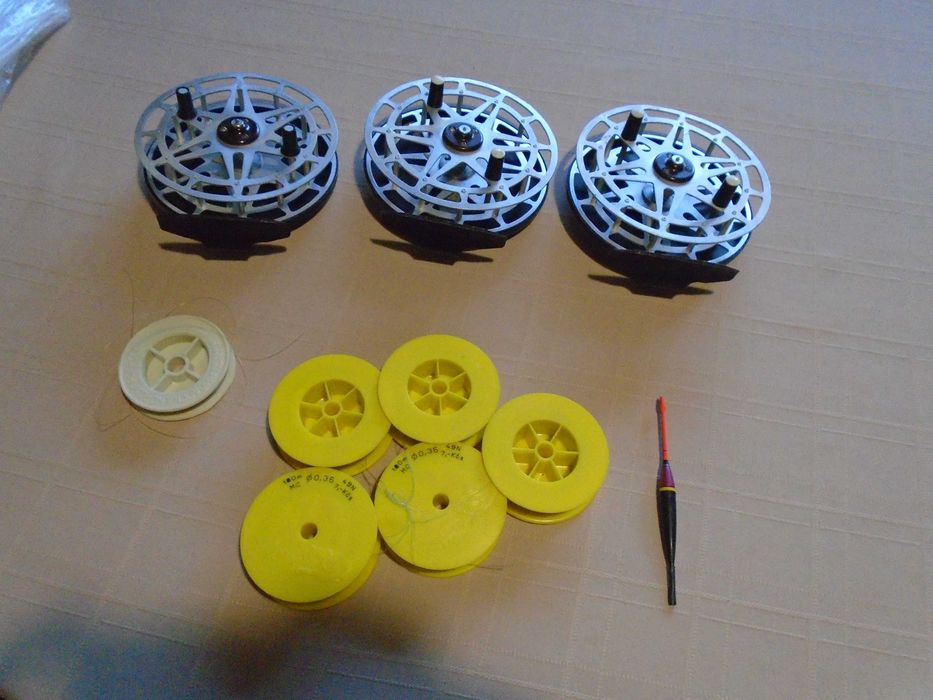 Макари, корди и плувка