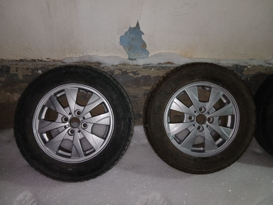 Титанка шипы р14