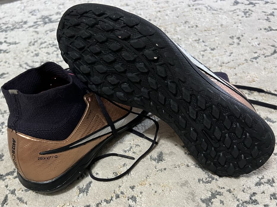 Футбольные бутсы бу