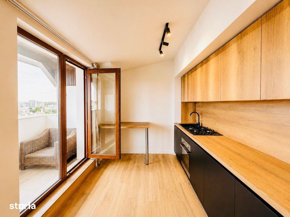 Apartament cu 3 Camere | 90 mp Utili | 2 Parcari | Complet Renovat |