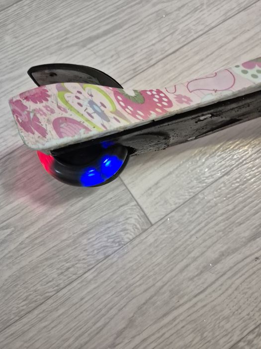 Самокат детский розовый