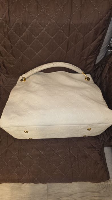 Geantă damă Louis Vuitton 100% originală