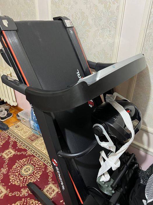 Беговая дорога в отличном состоянии