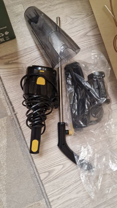 Продам пылесос вертикальный