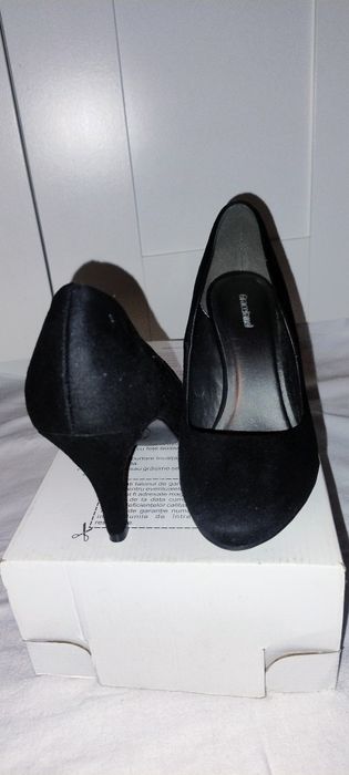 Pantofi cu toc de 8 cm