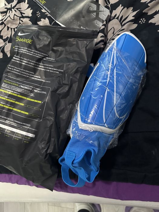 Продавам мъжки кори nike M размер нови