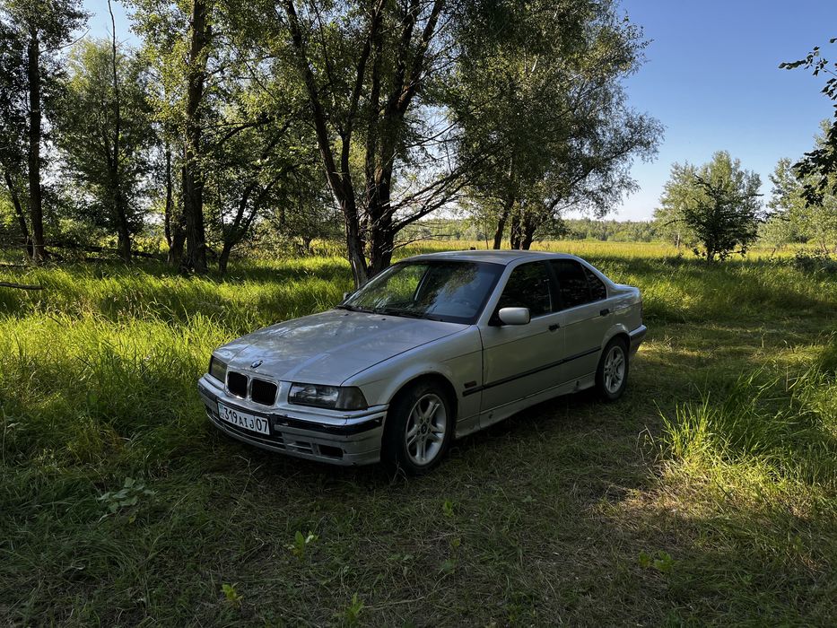 Продам Bmw e36 1.8