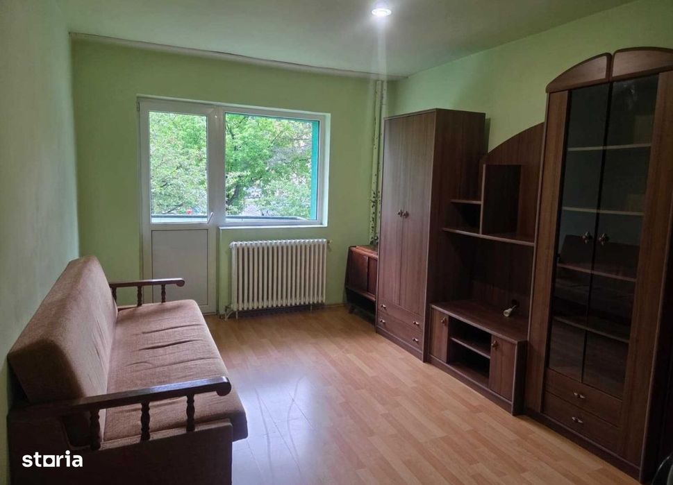 Apartament cu 2 camere decomandate, etaj intermediar