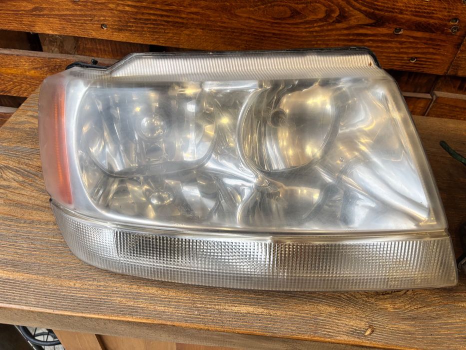 Фарове за jeep grand Cherokee wj