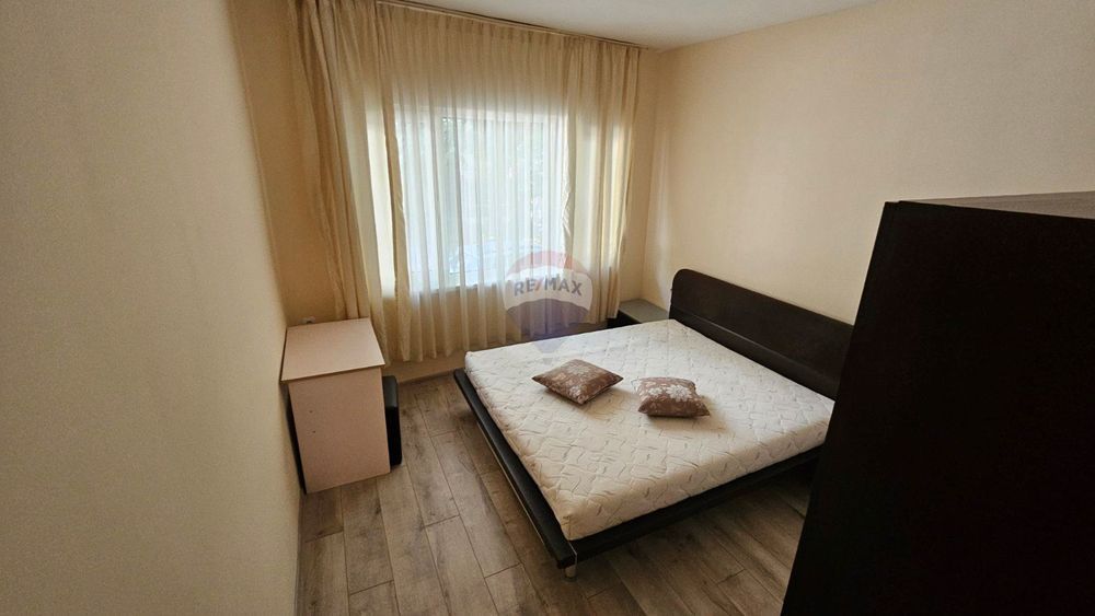 Дава се под наем Тристаен апартамент в Варна, ВИНС - 80 кв.м за 510 € - Снимка #5