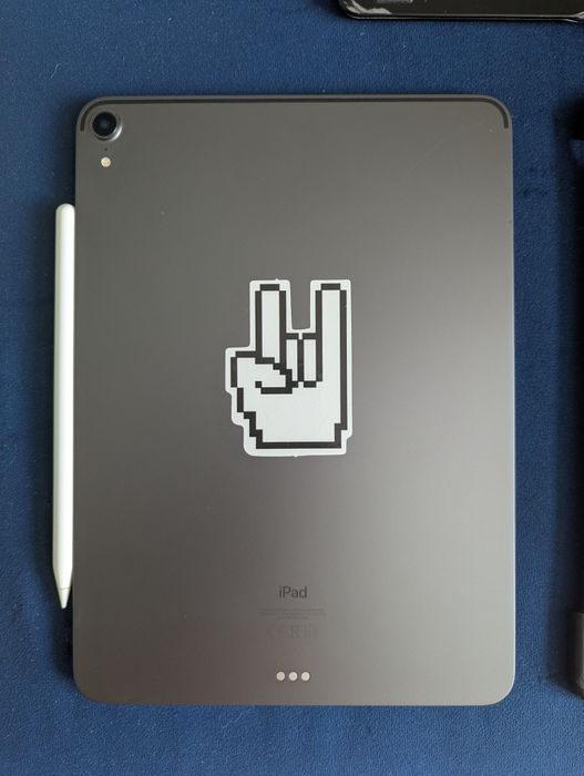 Ipad Pro 11" 2018 + аксесоари