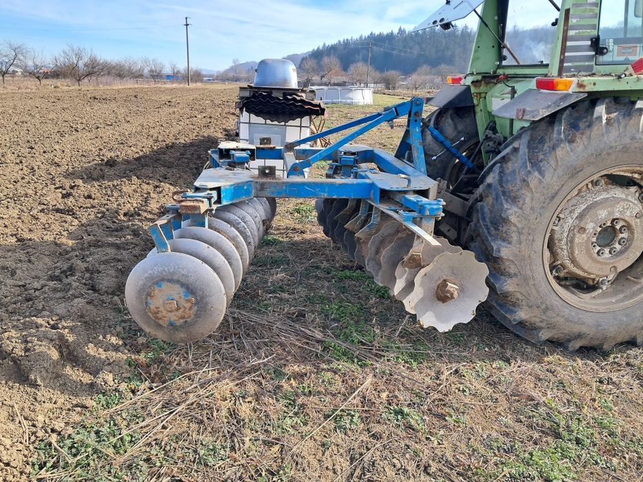 Vînd Disc de 3,2 metri Italian