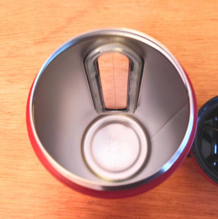 Шейкър на I•M•8 by D. Beckham