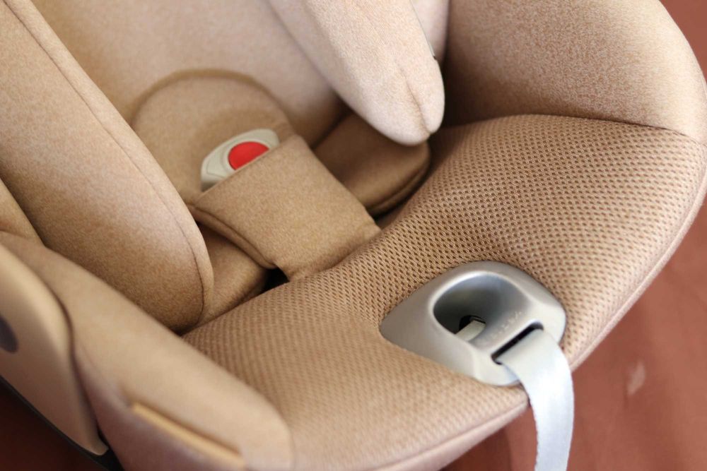 Scoica auto Cybex Cloud T i-Size Plus Cozy Beige