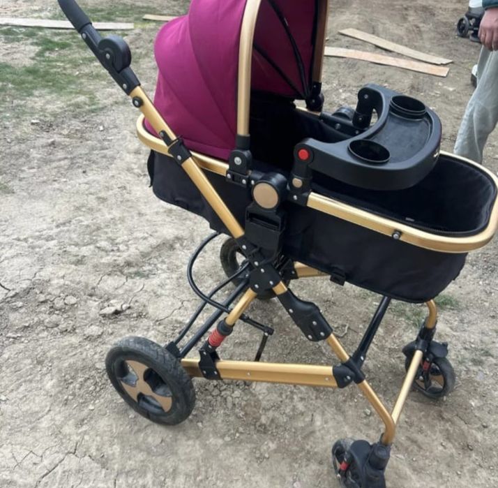 Отдам даром детскую коляску