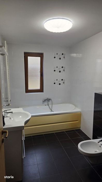 Penthouse De Închiriat | Eleganță, Liniște, Confort I Dumbrăvița