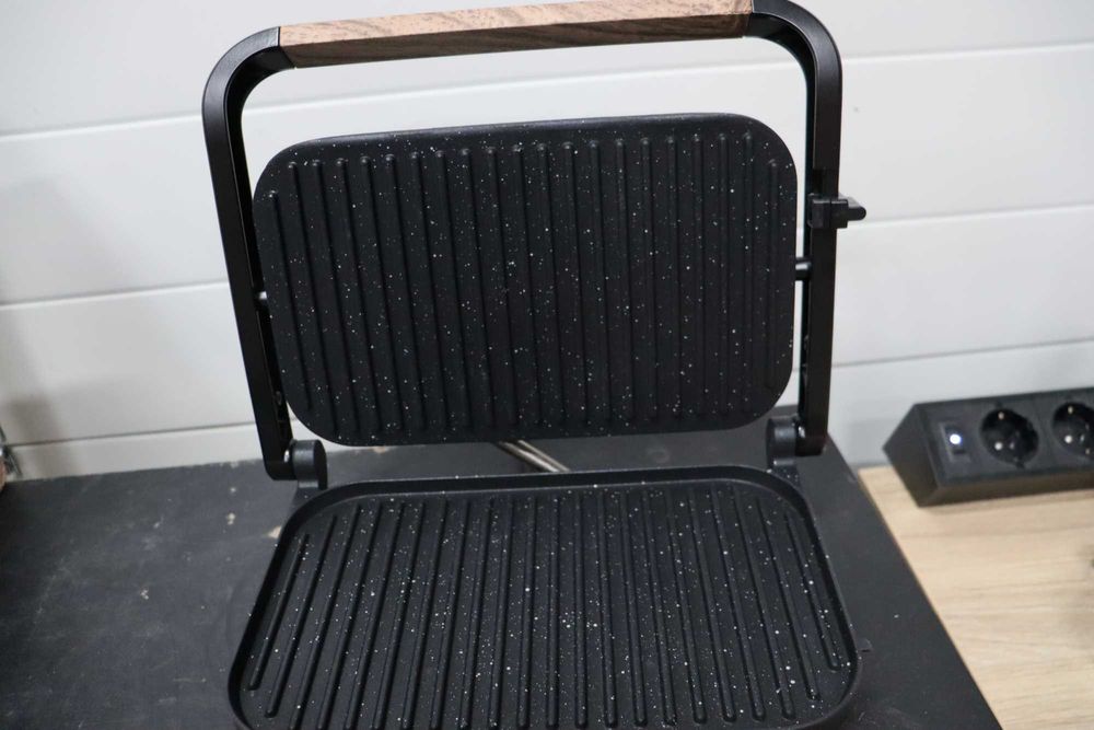 Грил Cecotec Rock'Ngrill 1300 Wood, Мощност 1300W, покритие Rockstone