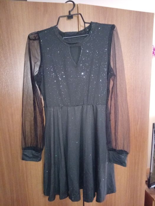 Нова официална рокля