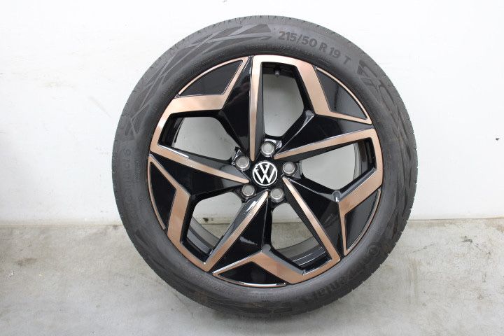 Volkswagen id3 джанти 19 цола с гуми