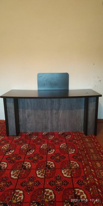 Продаётся офисная мебель
