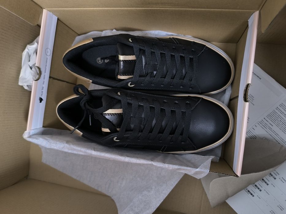 Дамски маратонки