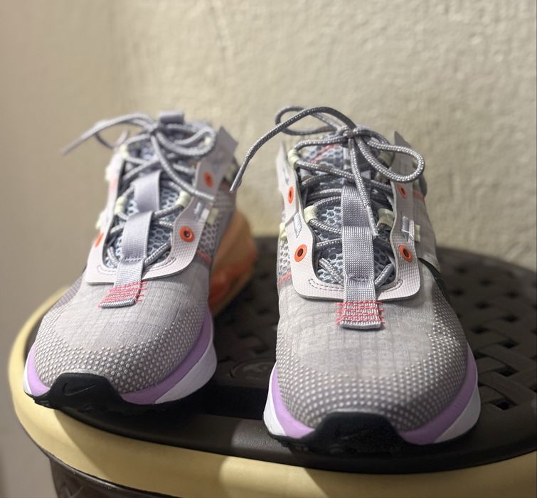 Дамски маратонки Nike