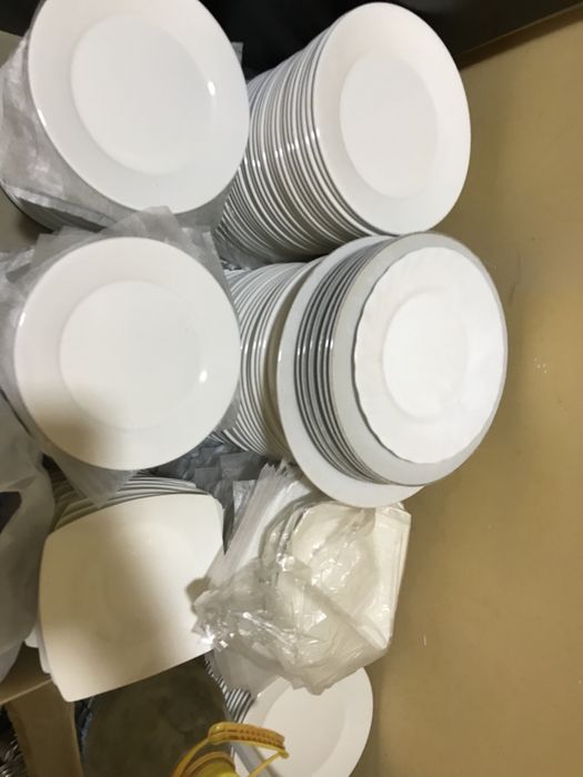 Матрасы, ковры, пасуды, одиялы