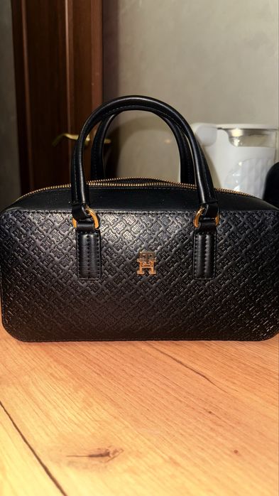 Сумка tommy hilfiger оригинал