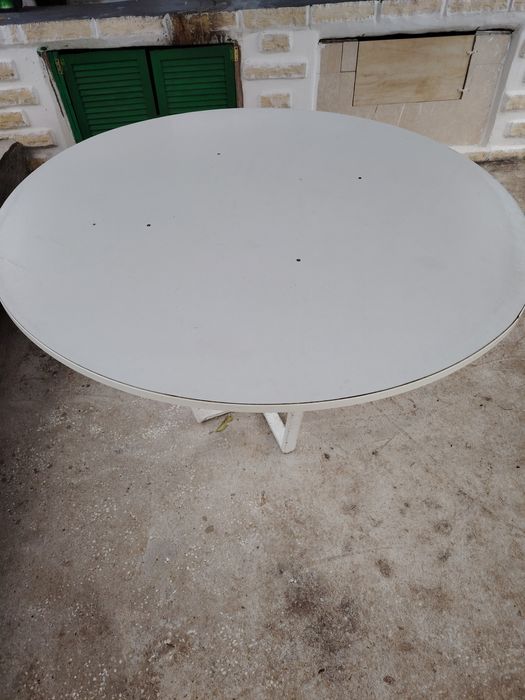 Set masă și scaune