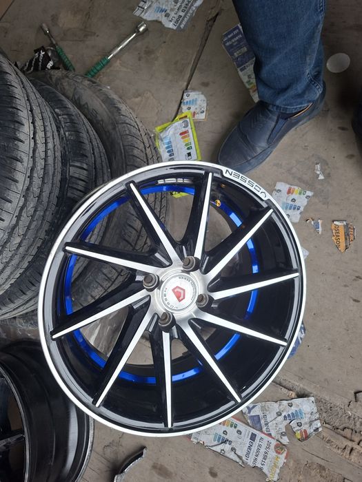 Vossen sakka diska donaga sotiladi 4x100=15