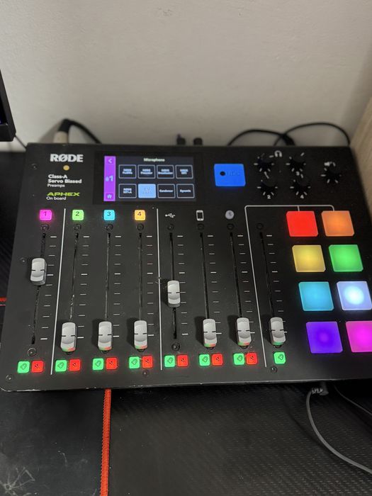 Rode caster pro