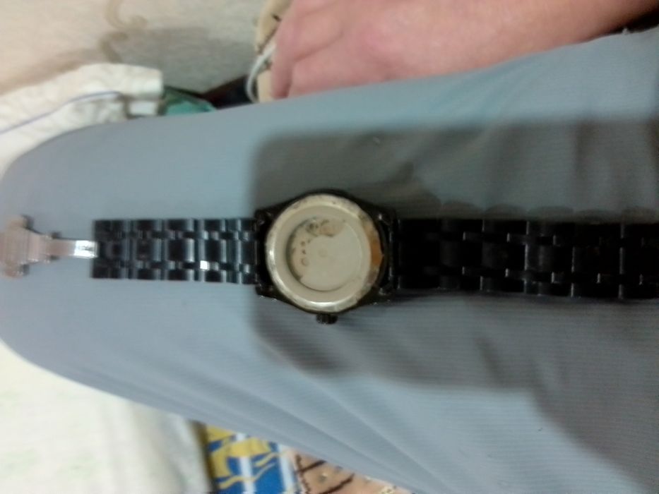 Срочно продам часы Tisot и Potek Filip рабочий остальное по телефону