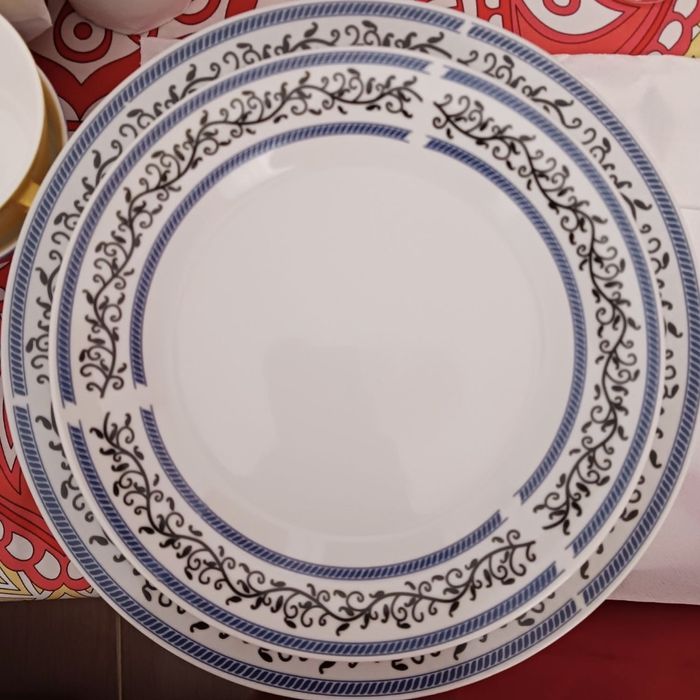 Set farfurii portelan