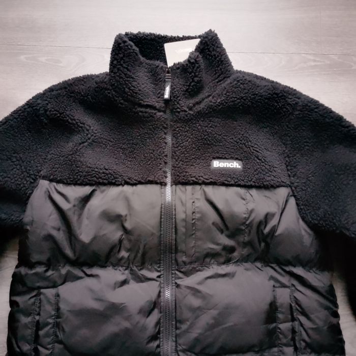 Куртка  Bench. Размер L/48-50. Оригинал.