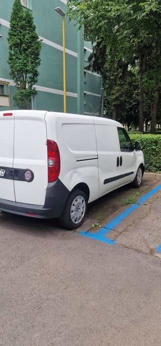 Vand autoutilitara cu frig